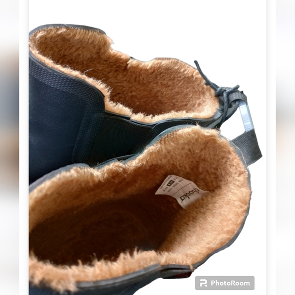 Chooka Waterproof Plush Chelsea Bootie Rain Boots - Picture 5 of 8